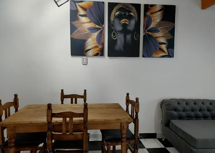 Casa Ana, Departamento Amplio A 20 \' Aeropuerto