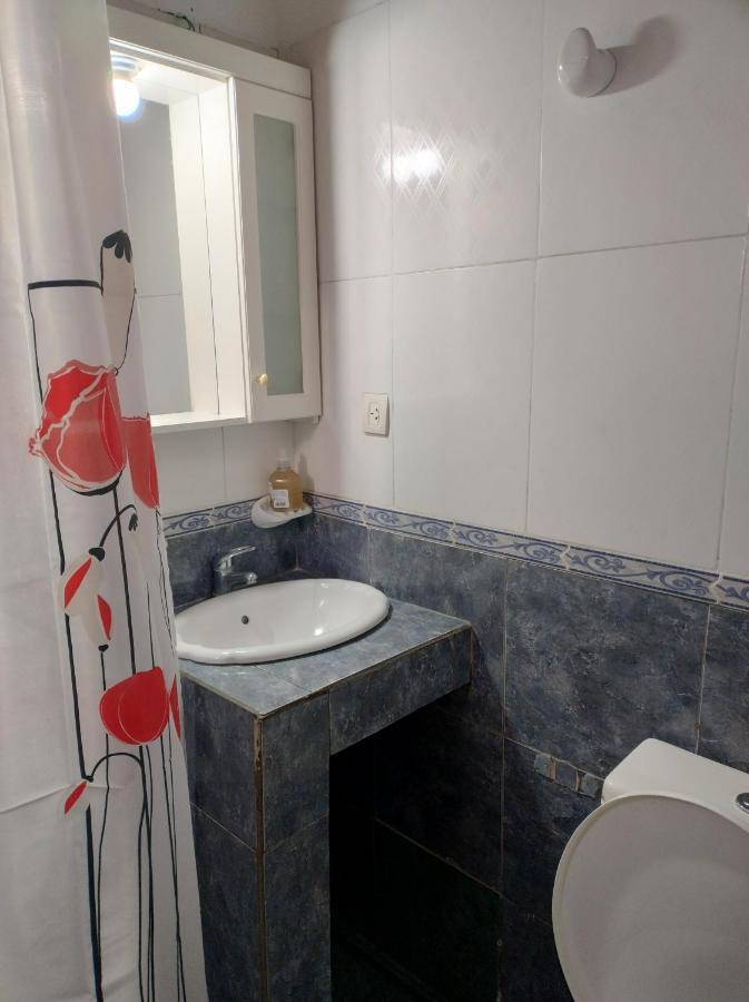Casa Ana, Departamento Amplio A 20 ' Aeropuerto * Luis Guillon